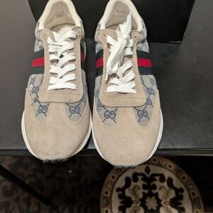 Gucci Beige and Red Men's Sneakers